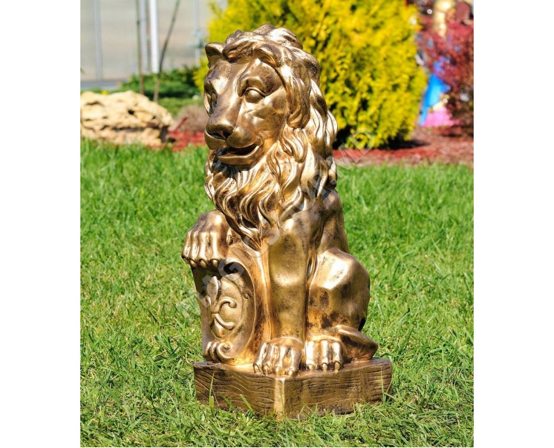 Садово-парковая фигура Cera Лев с правым щитом